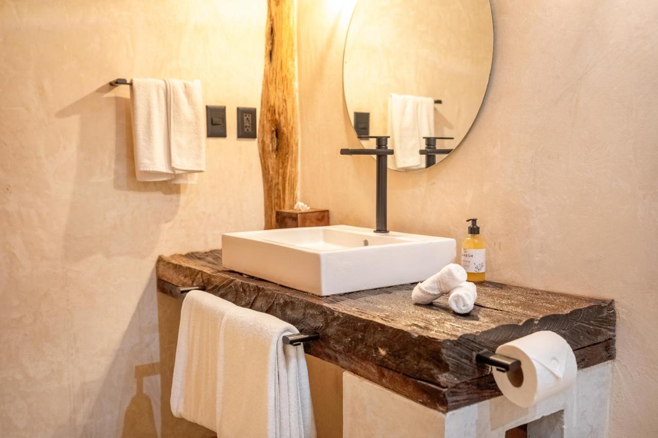 Casa Ganesh Tulum-Beachfront Hotel By Ahau Collection ภายนอก รูปภาพ